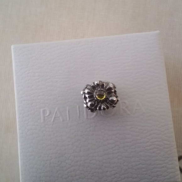Pandora birthday bloom - citrine charm - Picture 6 of 7
